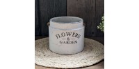 Jardiniere Flowers & Garden rustique